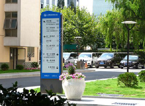 清涧哪些因素影响宣传栏的制作？